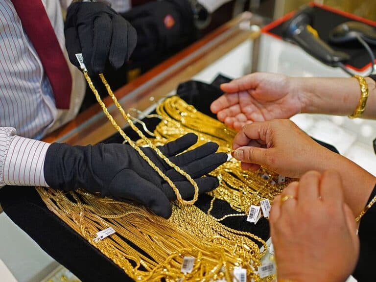 Dubai gold prices soar as 24 carat jumps Dh10 in 24 hours. Why does it matter?