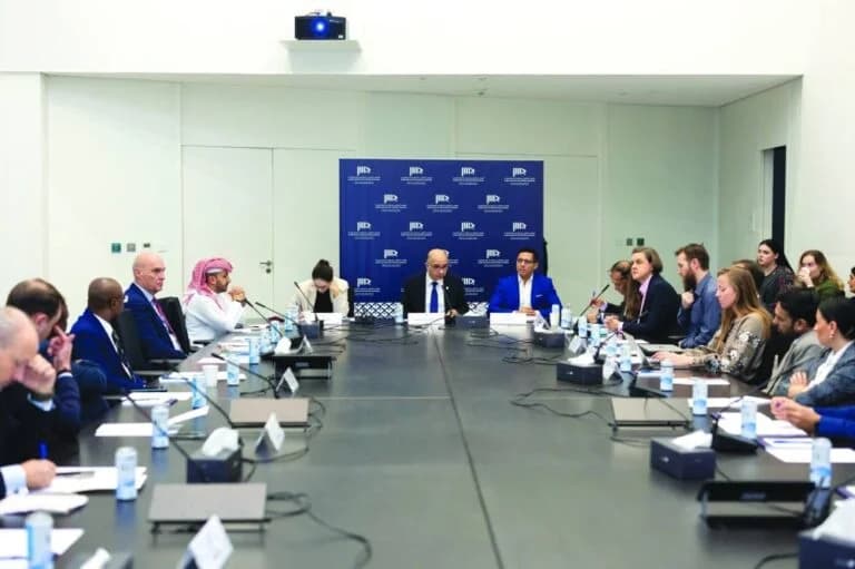 HBKU hosts talk on Ukraine war through Gulf lens
