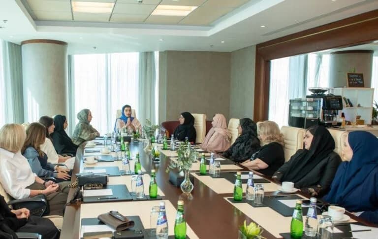 Qatari Businesswomen Association meets with Doha International Family Institute