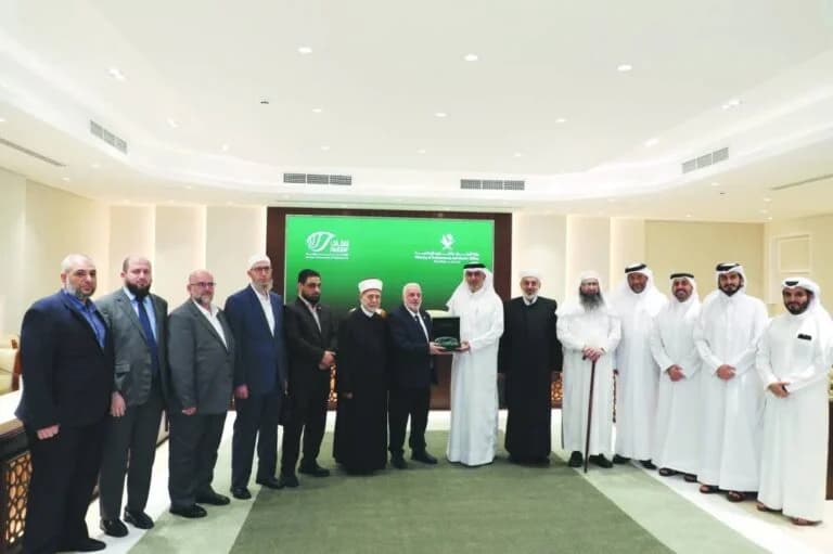 Syrian team briefed on Qatar’s law on endowments
