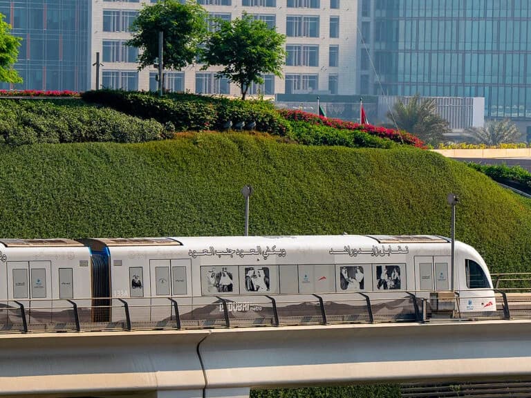Creative Dubai Metro display pays homage to UAE’s founding fathers