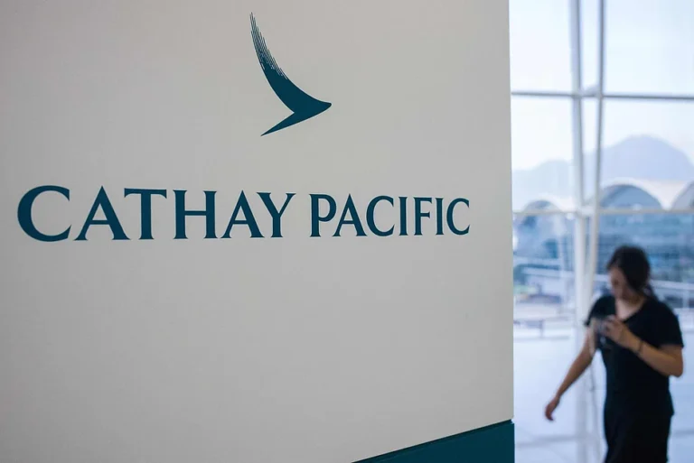 Qatar Airways sells entire Cathay Pacific stake for $897 million
